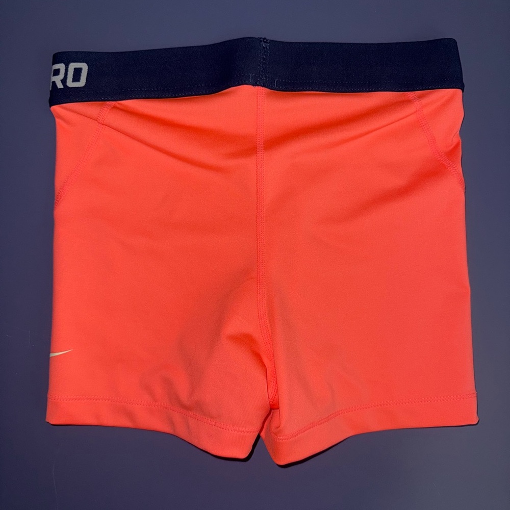 Rare Nike Pro Shorts - Picture 5 of 10